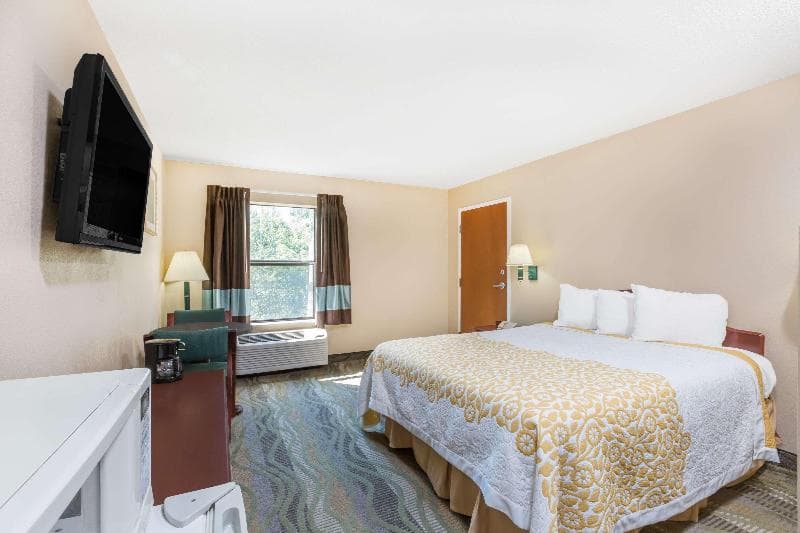 Surestay Hotel By Best Western Morganton photo 1