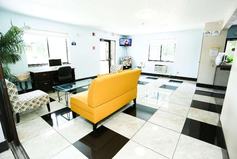 Super 8 By Wyndham Villa Rica 3