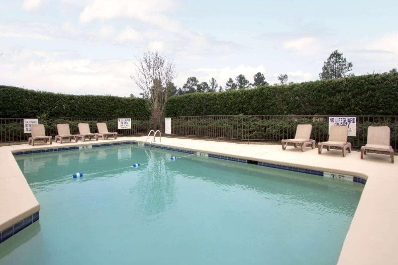 Days Inn by Wyndham Seneca / Clemson Area 2