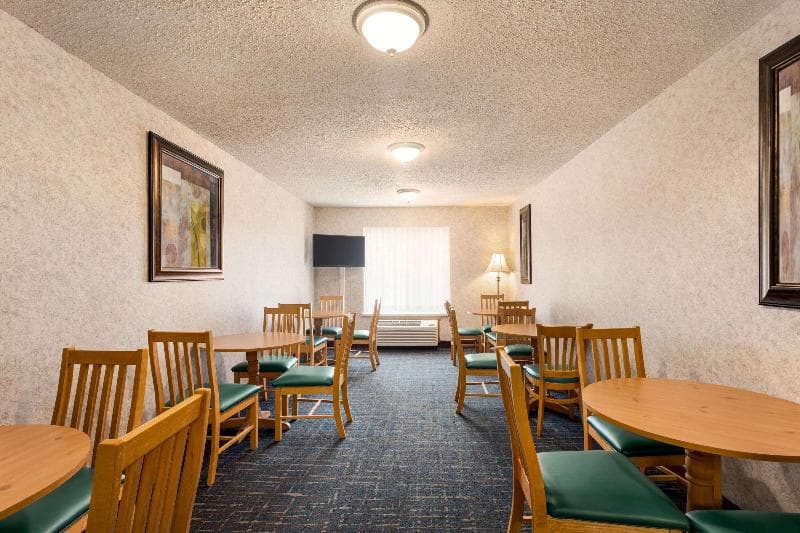 Days Inn By Wyndham Hurley photo 1