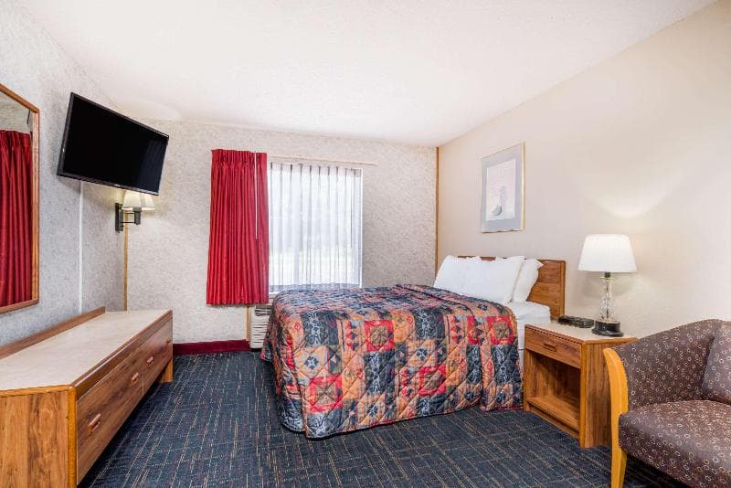 Days Inn By Wyndham Hurley 4