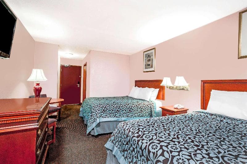 Days Inn By Wyndham Wurtsboro photo 1