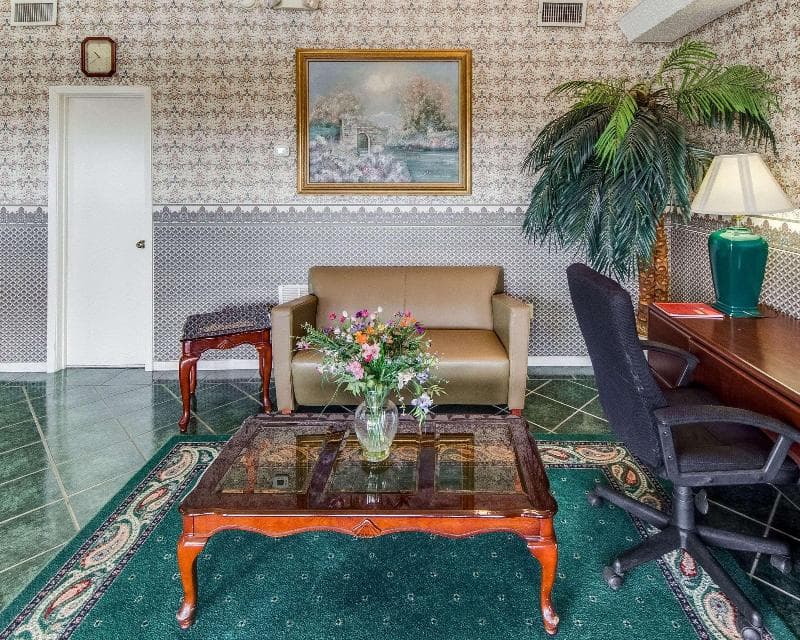 Econo Lodge Falfurrias 5