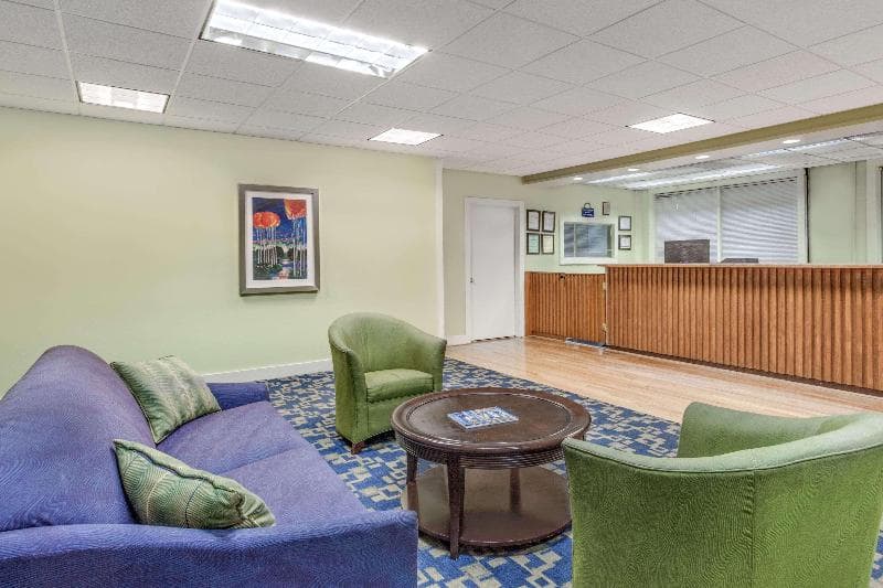 Days Inn by Wyndham Cullman 5