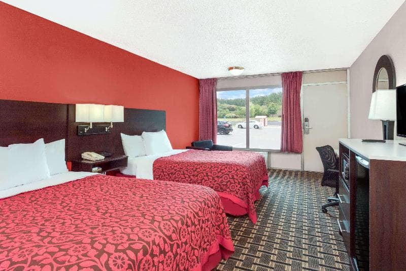 Days Inn by Wyndham Cullman 4