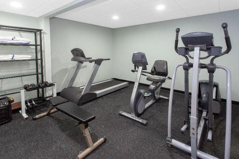 Baymont by Wyndham Grand Haven photo 1