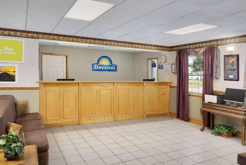 Days Inn By Wyndham Lake City I-75 4