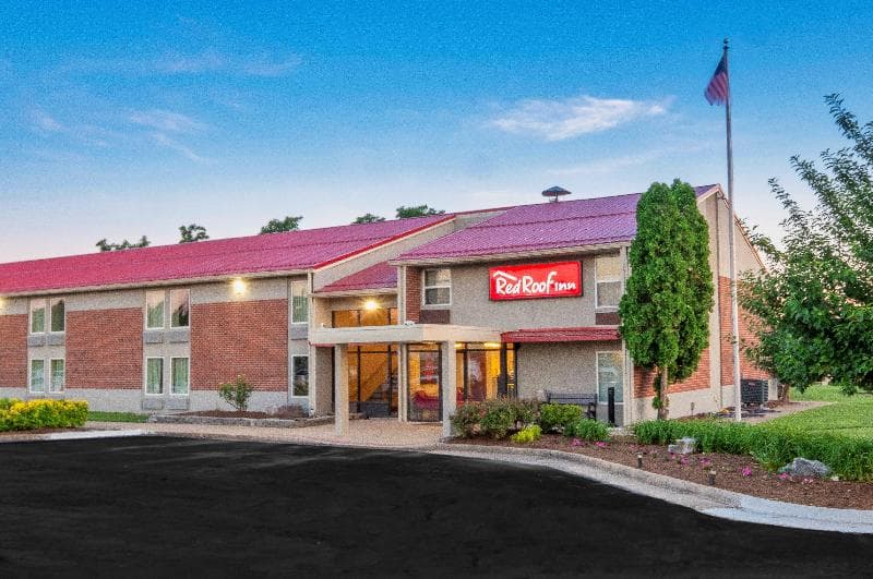 Red Roof Inn Leesburg 5