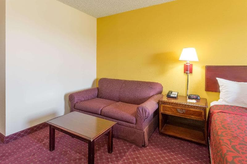 Days Inn by Wyndham Tappahannock 5