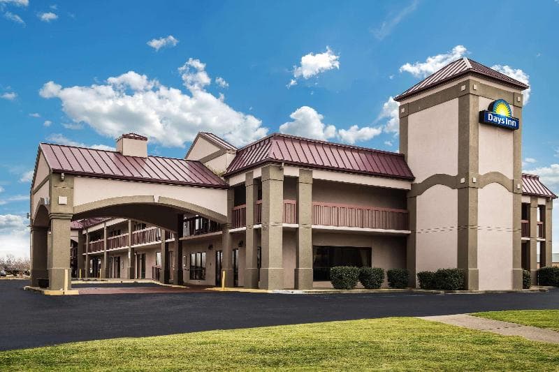 Days Inn by Wyndham Oak Grove/Ft. Campbell 5
