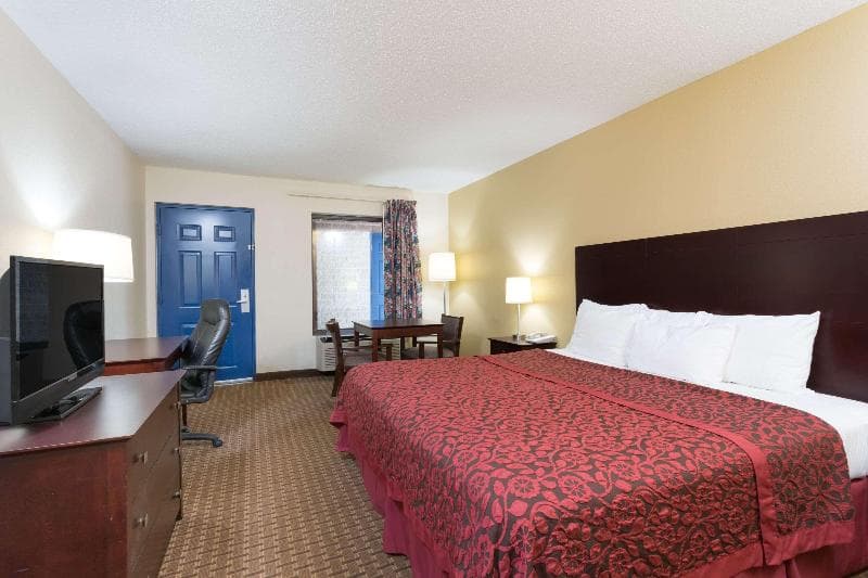 Days Inn by Wyndham Reidsville photo 1