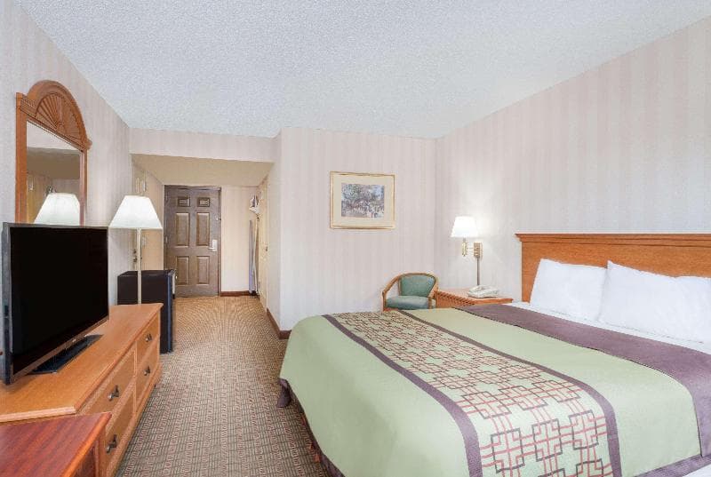 Days Inn by Wyndham Albany SUNY 5