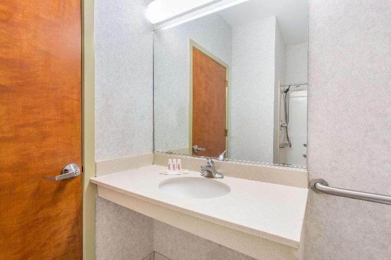 Days Inn By Wyndham Glen Allen/Richmond North 3