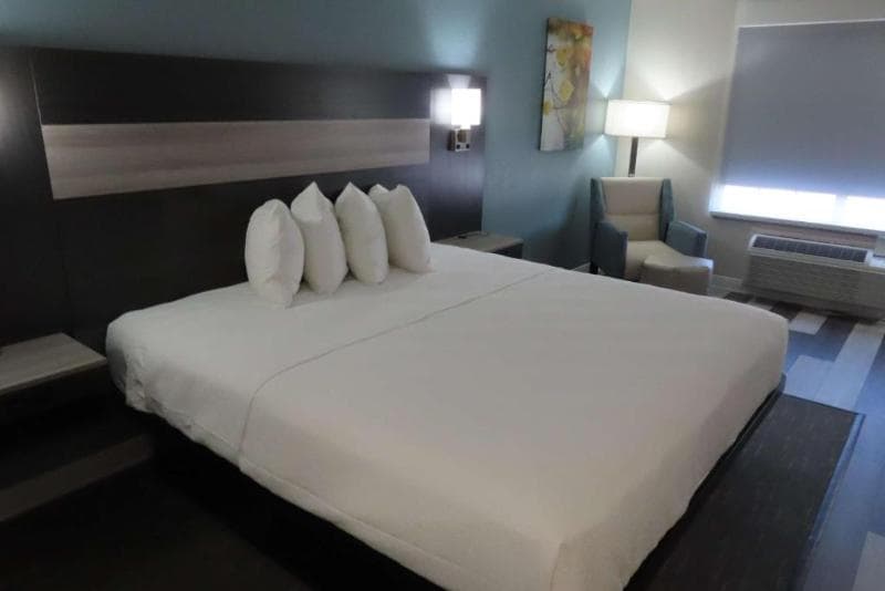 Best Western Prime Inn & Suites 5