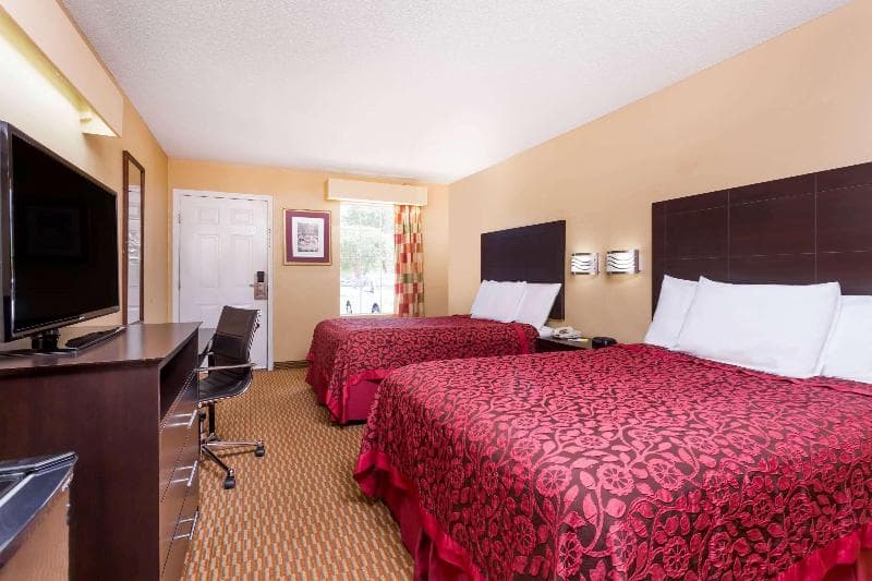 Days Inn by Wyndham Simpsonville photo 1