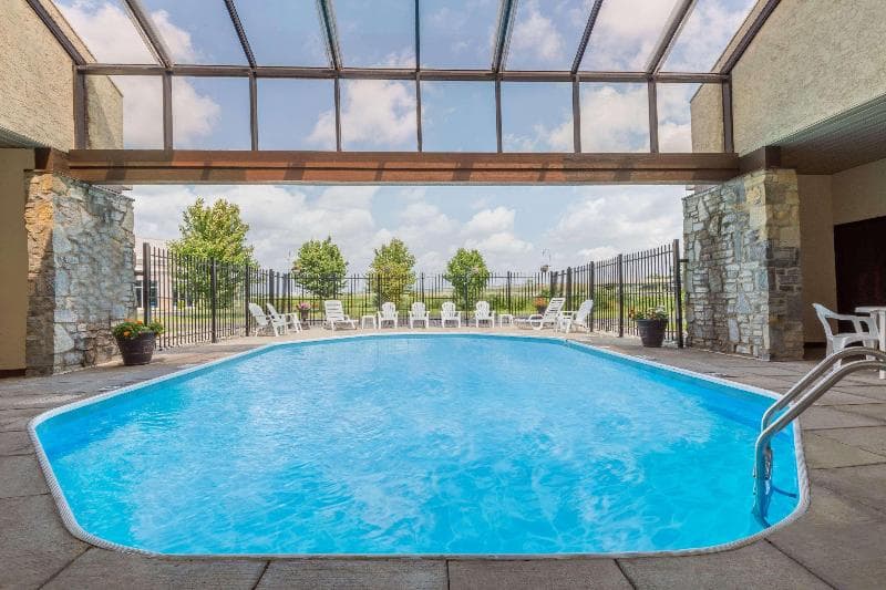 Days Inn By Wyndham Maumee/Toledo 2
