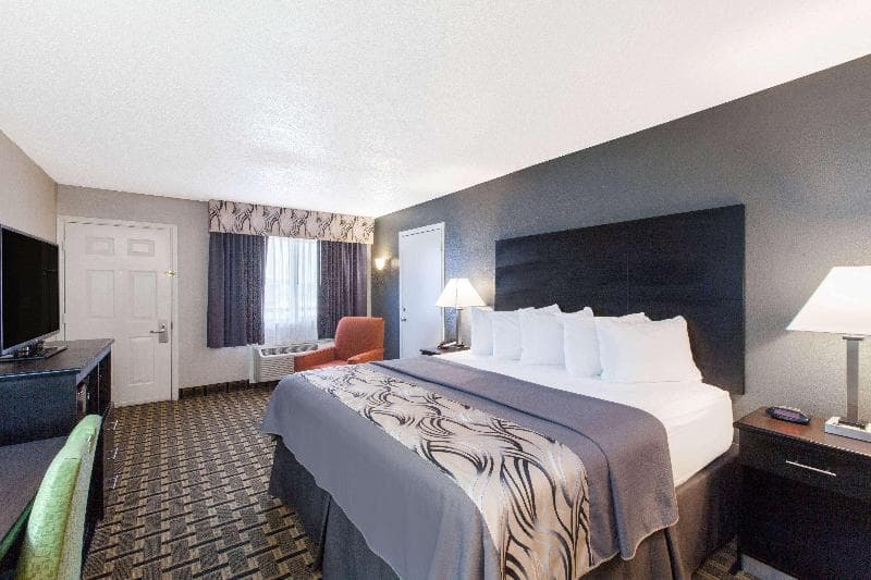 Days Inn by Wyndham Ennis 5