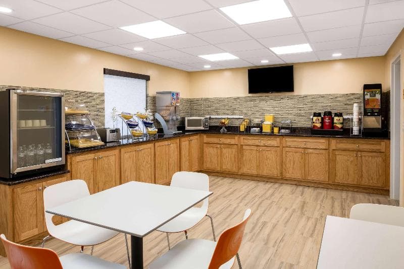 Days Inn By Wyndham Murphy 2