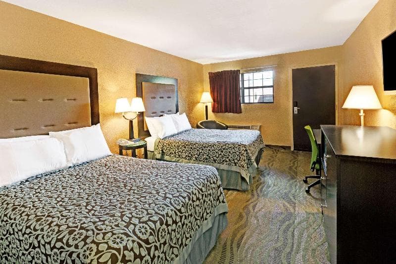 Days Inn by Wyndham Cherokee Near Casino photo 1