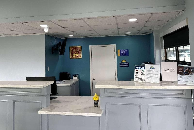 Days Inn by Wyndham Lake Charles 3