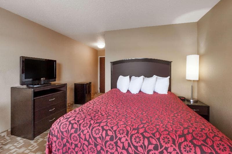 Days Inn By Wyndham Central City 5