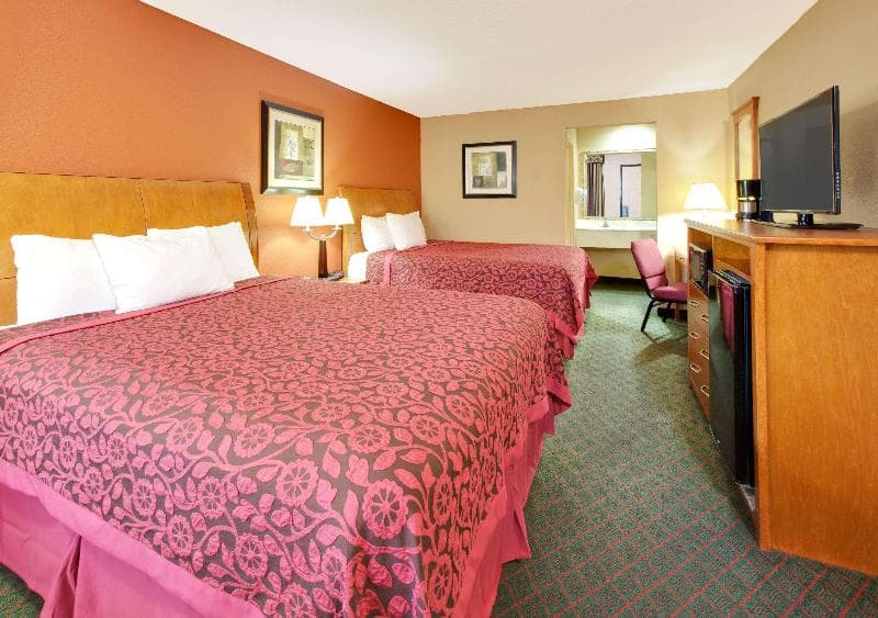 Days Inn by Wyndham Fairfield 2