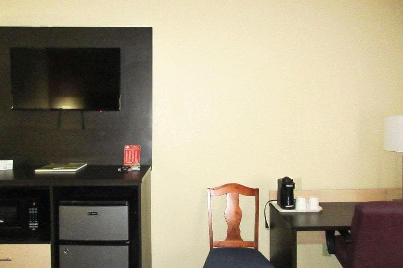 Quality Inn & Suites 3
