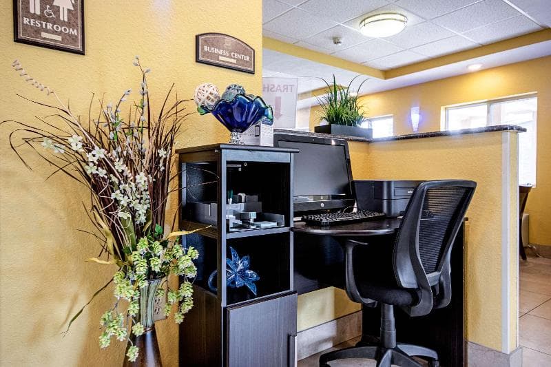 Quality Inn And Suites Glenmont - Albany South photo 1