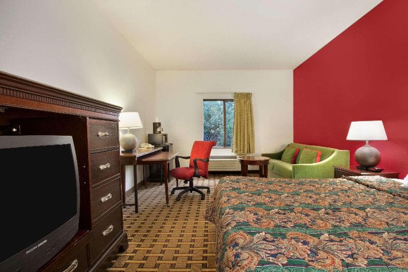 Days Inn By Wyndham Greenville South/Mauldin 3