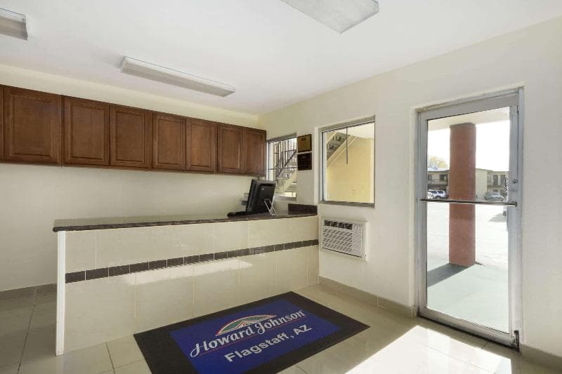 Howard Johnson By Wyndham Flagstaff University West 4
