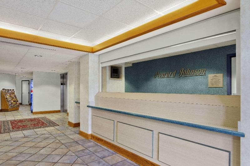 Howard Johnson by Wyndham Tifton 4
