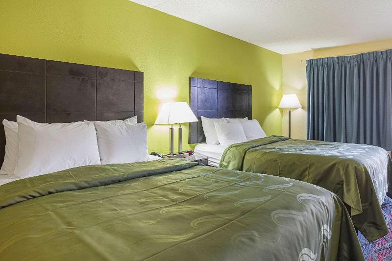 Motel 6 Knoxville 3