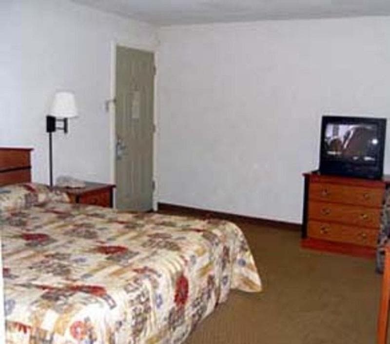 Knights Inn - Franklin Avenue Waco 3