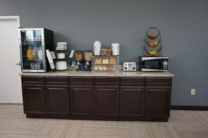 Smart Stay Inn 4