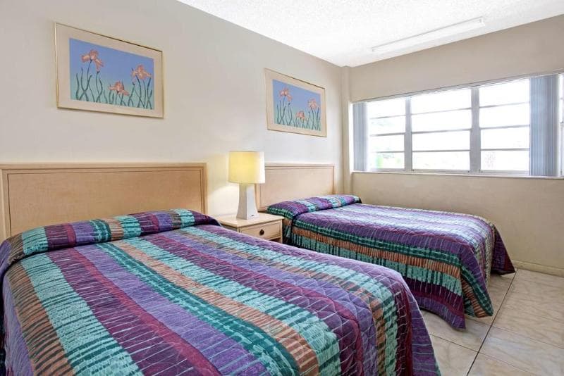 Knights Inn Hallandale 2