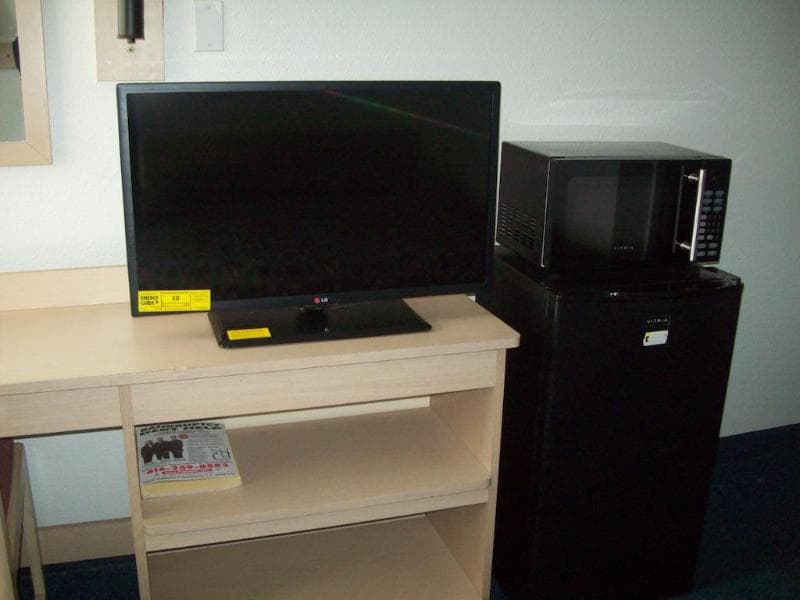 Knights Inn Grand Rapids 4