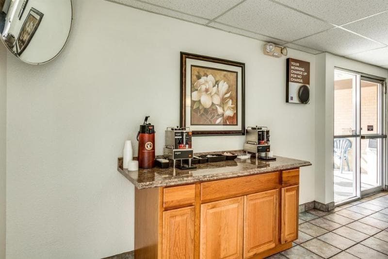 Motel 6 Spokane West Downtown 4
