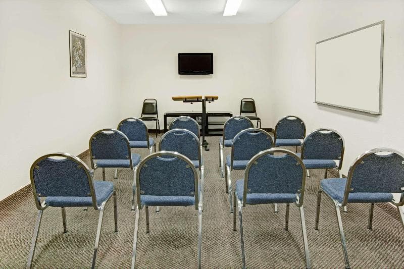 Econo Lodge Inn And Suites Mesquite main