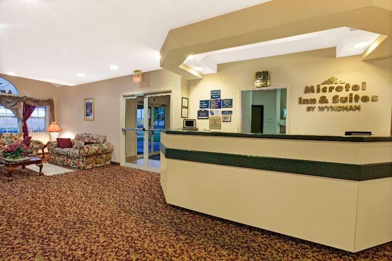 Econo Lodge Inn And Suites Mesquite 5