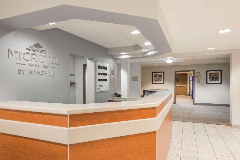 Microtel Inn & Suites by Wyndham Seneca Falls 3