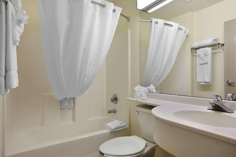 Microtel Inn & Suites by Wyndham Palm Coast I-95 3
