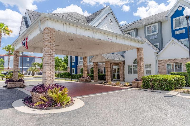 Microtel Inn & Suites by Wyndham Kingsland 3