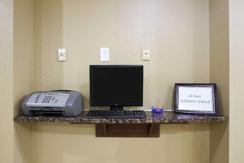 Microtel Inn & Suites By Wyndham Lithonia/Stone Mountain photo 1