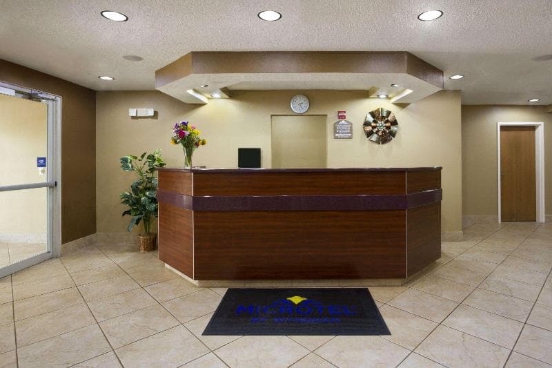 Microtel Inn & Suites By Wyndham Lithonia/Stone Mountain 5