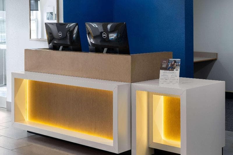 Microtel Inn & Suites by Wyndham Dover 5