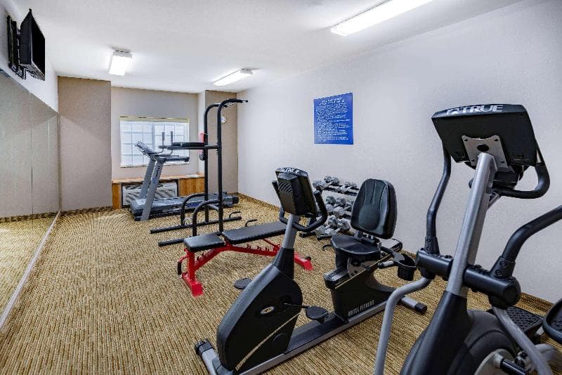 Microtel Inn & Suites by Wyndham Johnstown 2