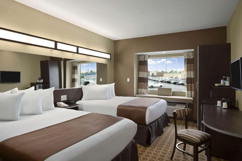 Microtel Inn & Suites By Wyndham Fairmont 2