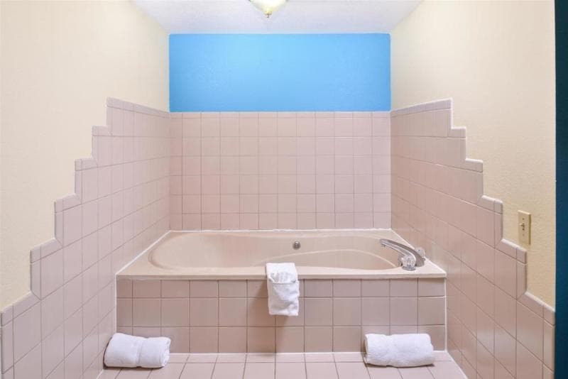Americas Best Value Inn Limited Batesville 5