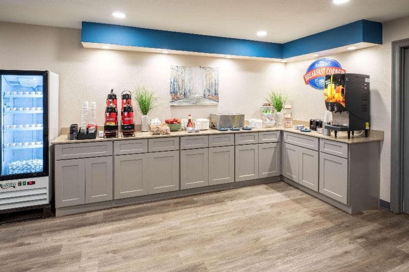 Baymont By Wyndham Biloxi/Ocean Springs photo 1