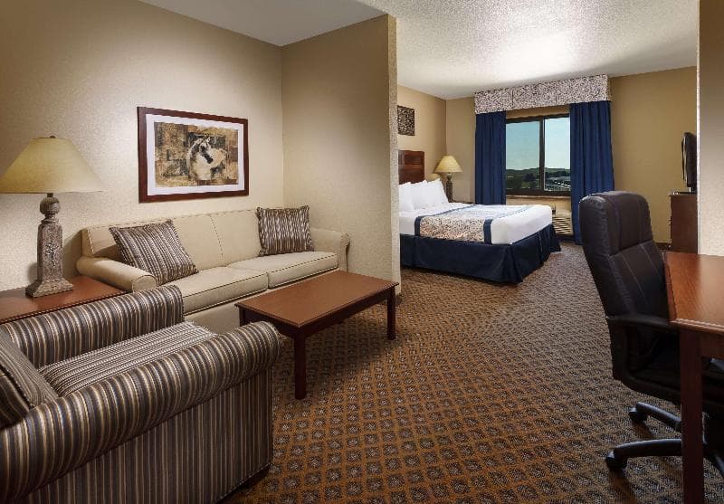 Roosevelt Grand Dakota, SureStay Collection by Best Western photo 1
